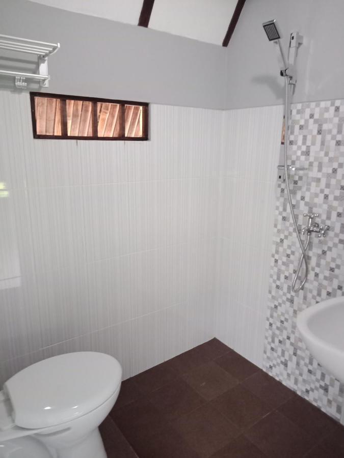 Joglopari Guesthouse Room 2 Bukan Untuk Pasangan Non Pasutri Tjepit 외부 사진